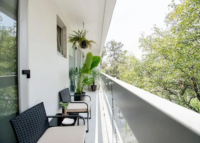 Massive Rooftop Terrace Steps From Everything Apartment
