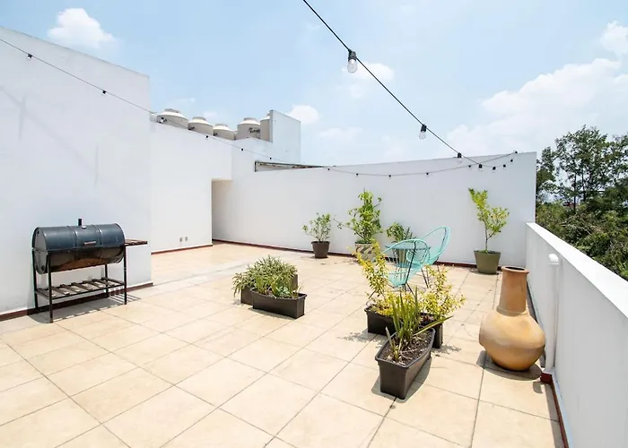 Massive Rooftop Terrace Steps From Everything Apartment